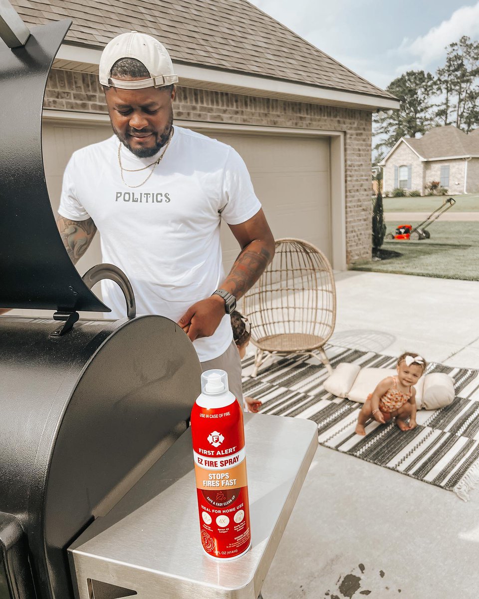 FirstAlert's tweet photo. July is the peak month for grill fires. Help grill safely by never leaving the grill unattended while in use and keep EZ Fire Extinguishing Spray within reach to stop fires fast. #EZFireSpray #StopsFiresFast 📷: @chelseamhaynes__ https://t.co/Xt9QGAjrEc