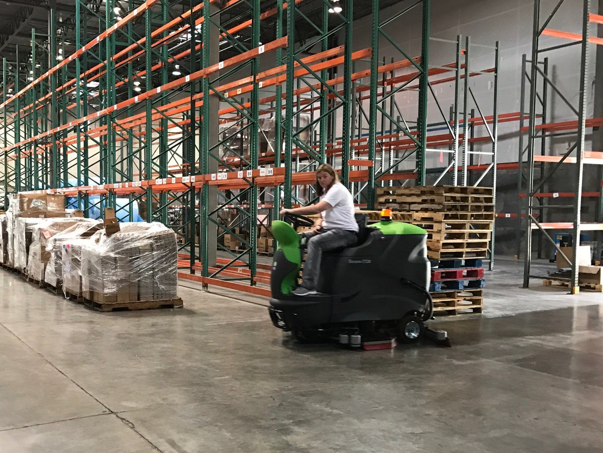 IPCEagle's tweet photo. Need a large area sweeper scrubber? Our CT230 is in stock and ready to ship! 

40” dual cylindrical brushes with a 54 Gallon tank and dual side brooms that can clean up to 160,000 sq. ft. per charge.

#ipceagle #ipcworldwide #floorcare #professionalcleaning https://t.co/PHvhN5RCVP