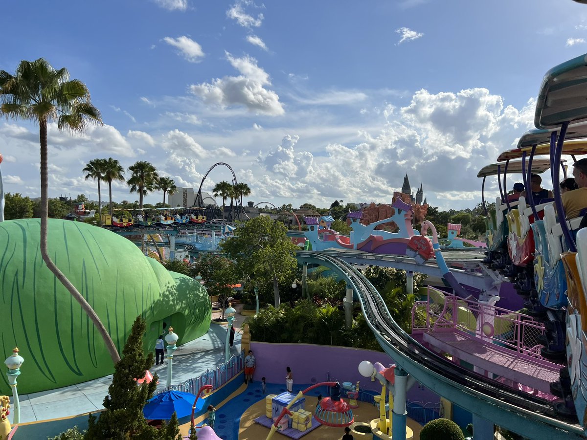 TheWorldofDeej's tweet photo. Best ride is best @UniversalORL https://t.co/WrmHWX5XW5
