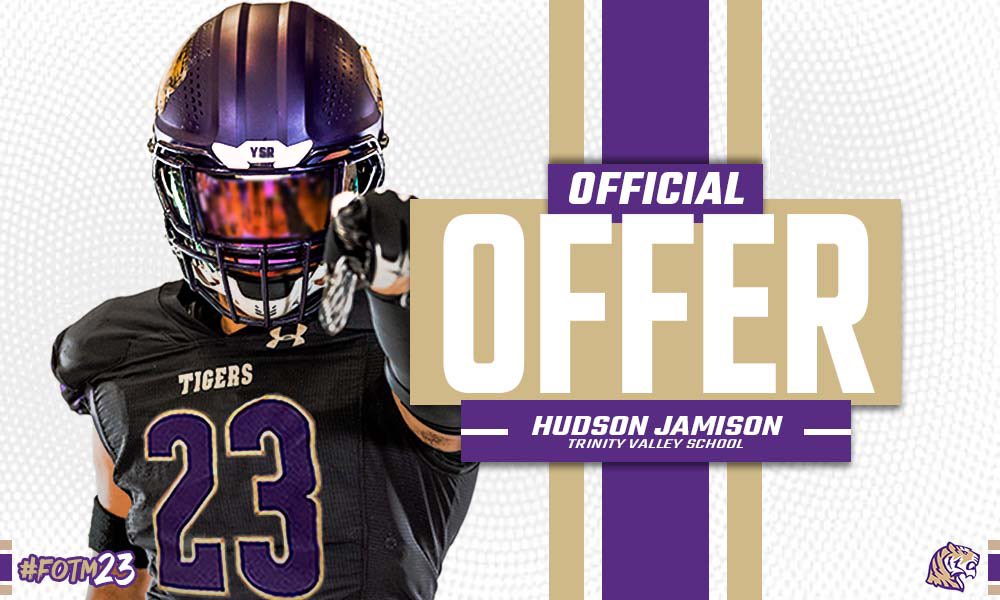 HudsonJamison56's tweet photo. I’m excited to announce that I’ve received my first official offer from @SewaneeFootball a huge thank you to @YSR_CoachRundle. https://t.co/fdmTMebMVI