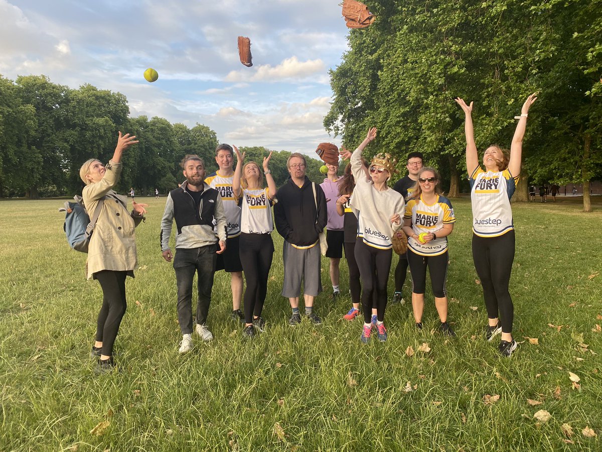 So we didn’t quite win tonight losing against the lovely  <a href="/ASSoftballTeam/">AlzSoc Softball</a> but we got a great team photo throwing things really high in the air (we caught them all honest) <a href="/CharitySoftball/">London Charity Softball League</a> <a href="/bluestep_s/">Bluestep Solutions</a>