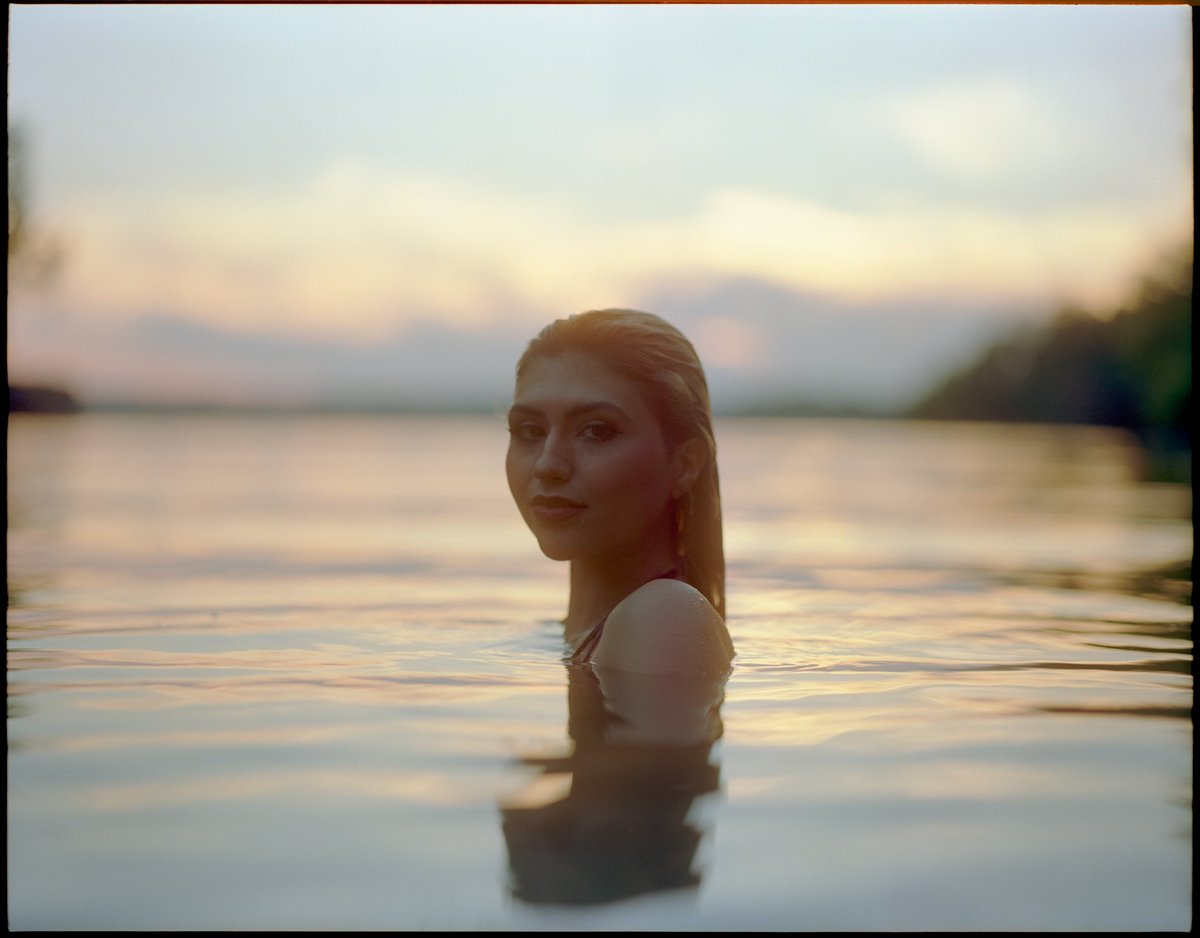 Kyohnam1's tweet photo. Anais #kodak #portra400 #120film #pentax67ii #105mm #madewithkodak https://t.co/iWroRYR8BE