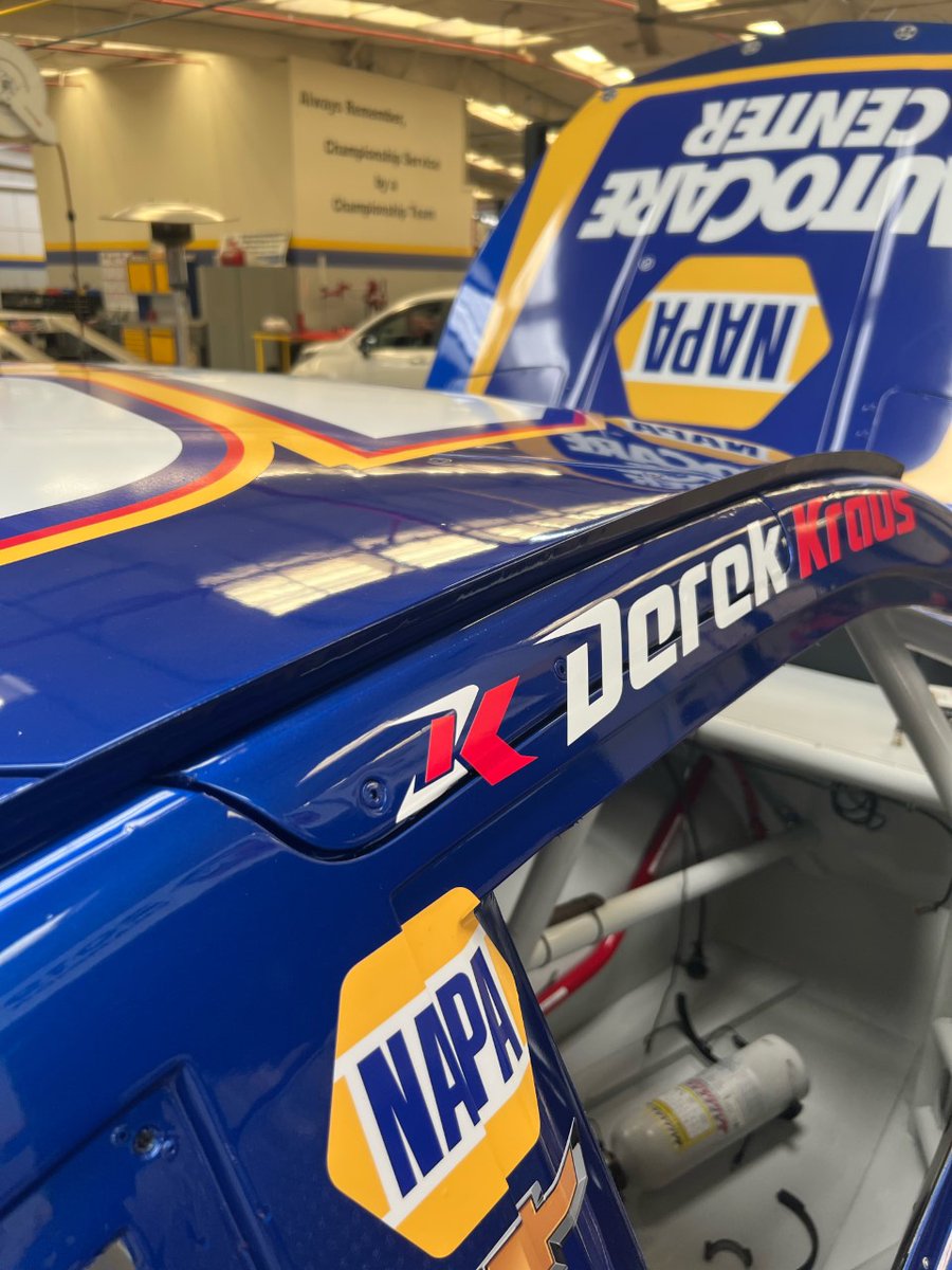 @NAPARacing @NAPAAutoCare @CarlyleTools @ShockwaveSeats @HunterNation  Will you sponsor @derek9kraus to do the 1000th race in @ARCA_Racing West history at Evergreen on August 20th? Would be great to see an old champion do this historic race with @BMR_NASCAR What do you think ?