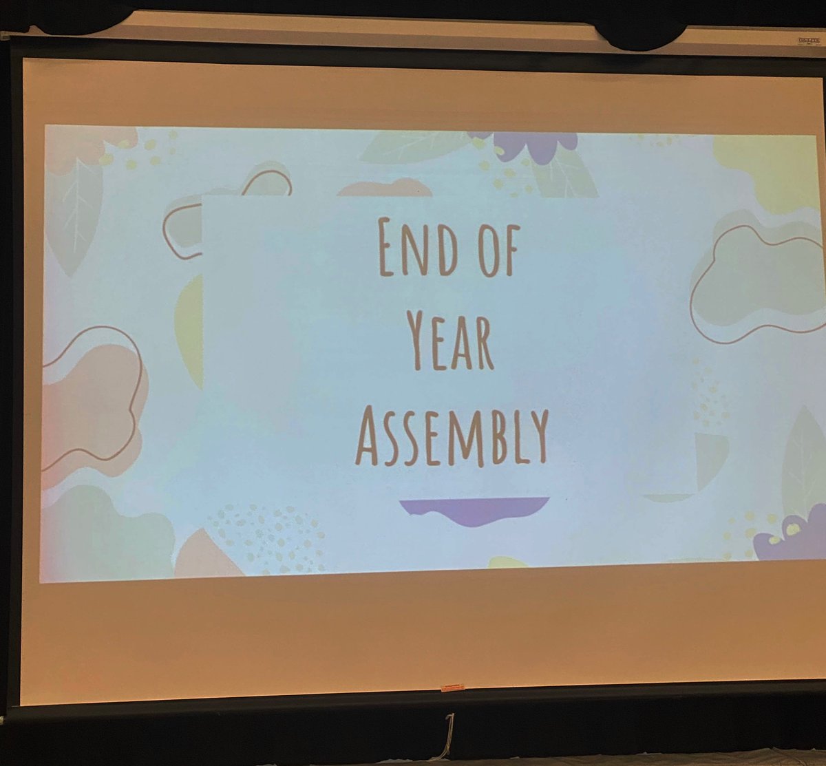 stjuliabilliart's tweet image. Today marks the last day of school! The end of year assembly was full of joy, laughter, and a few tears as we say goodbye to many SJBT staff members who will not be returning in September. Wishing everyone a fun filled summer break ☀️ @YCDSB @laurasawicky @DomenicScuglia