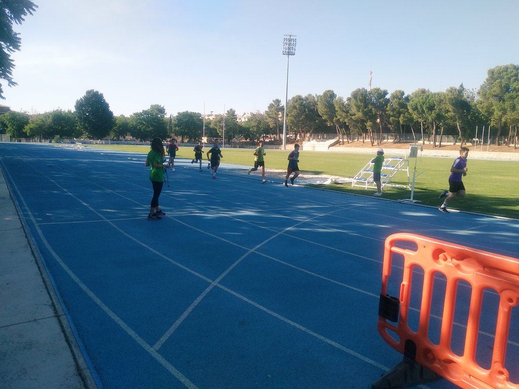 FACDEPORTEUCLM's tweet photo. Comenzaron las pruebas de acceso a la @FACDEPORTEUCLM 
Jornada 1
En dos días más de 500 estudiantes con la ilusión de poder entrar el próximo curso en nuestra carrera https://t.co/hEJcX874MG