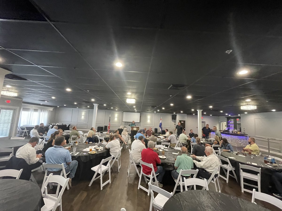 Great to be in High Ridge this afternoon with business leaders from the community at the Northwest Jefferson County Chamber of Commerce monthly meeting. #Community #moleg #ShopSmall #BuyLocal