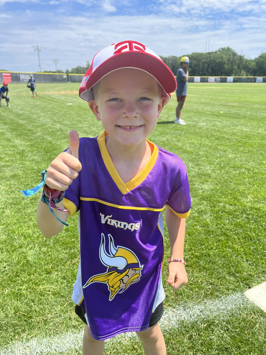 mvvarsbaseball's tweet photo. Another perfect day for some SANDLOT!!!The next generation of Mustangs are looking strong as ever! 💪⚾️😎 Shoutout to our competition winners Campbell, Briggs, and George. Lookin good in your new MV/Tri-City lids! 🔥 #sandlot #sayb @SAYBaseball https://t.co/8Dyjhe001Q