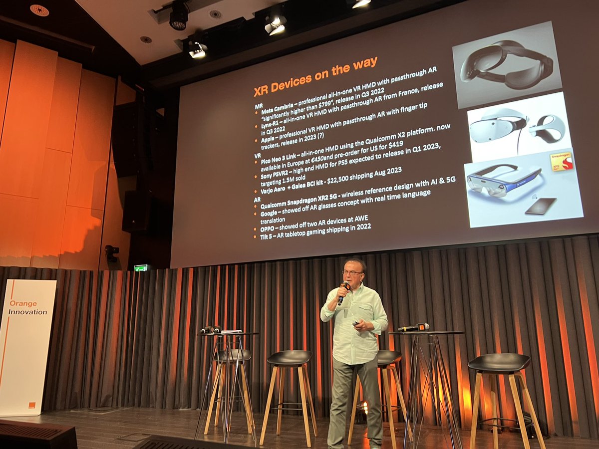 Karinedussert's tweet photo. Hier, notre rendez vous trimestriel avec l’équipe. Engager, motiver, faire une pause sur nos réussites et nos progrès + #preparer le futur @marcodemiroz #metaverse #immersive. Au programme aussi - comment tirer la croissance dans notre monde #VUCA ? https://t.co/ushC43b8Ie