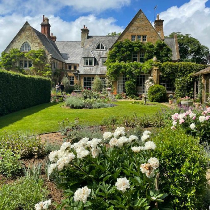 Watch 🕯🏰's leaked NSFW photo on TwXstars