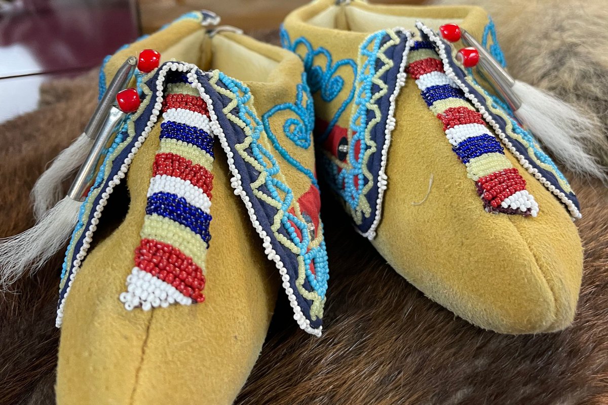 Refresh your Cayuga and Mohawk with this beginner-level language review series. This is a great opportunity for past and current language learners to refresh their language skills in both speaking and grammar. Visit the links for more information and to register: