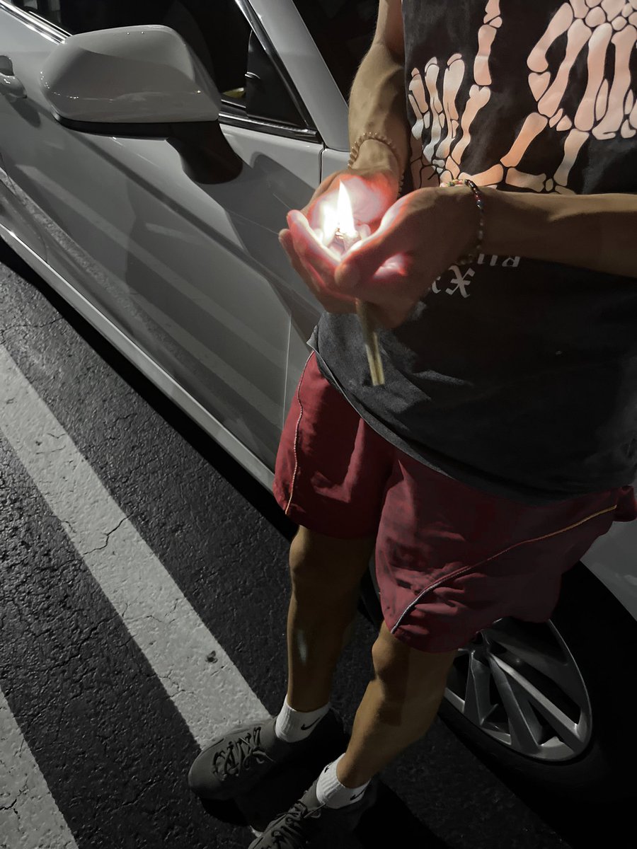 Jhono🈯️😶‍🌫️ (@str8kicks_jhono) on Twitter photo 