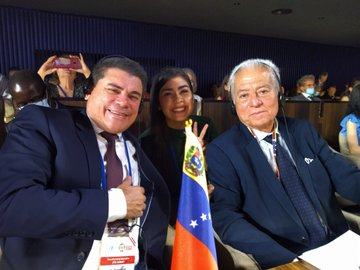 Incesocialista's tweet photo. #29Jun | #AsíLoDijo "Venezuela ha padecido dos pandemias, la del covid_19 que ha afectado al mundo entero y la pandemia imperialista, la cual ha impuesto criminales medidas coercitivas unilaterales", @WuikelmanAngelP . 

@NicolasMaduro @_LaAvanzadora
 @UNESCO_es @UNESCOQuito https://t.co/dESNbQ2ah6