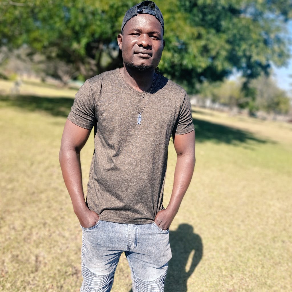 wilsonchibade's tweet photo. #newprofilepicاي https://t.co/WSat3R30b1