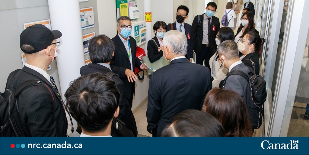 NRC_CNRC's tweet photo. Last week, #NRCPhotonics welcomed Taiwanese companies to showcase our research capabilities and explore opportunities for R&D collaboration in areas like #semiconductors, #photonics, #AI, and #PrintableElectronics for #IoT.
https://t.co/6aJpdwkqBB https://t.co/6l1EXO88hv