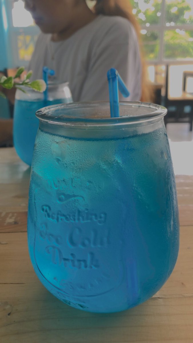 HalamanKanft's tweet photo. blue lemonade for you #posse frens and fam🧪🍹 @tmw_buidls @ggDaydreams @whatthefurr @ThePossessedNFT @canigonow @Wavy_Mikem @Wavy_Mikem @_thel0stb0y_  @luuminize 🧪 #Pssssd #pssssdvibes #pssssdlife 🧪🫰🏼♥️ https://t.co/fACIAsc9be
