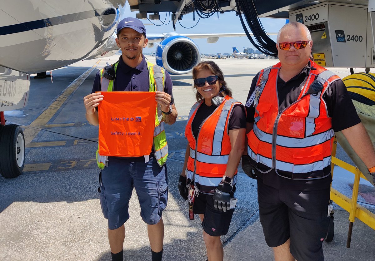 ORD Aircraft Move Team (@wemoveord) on Twitter photo <a href="/United/">United Airlines</a> Good Leads The Way. <a href="/WemoveORD/">ORD Aircraft Move Team</a> we're always focused on safety too. <a href="/OrdSafetyUnited/">ORDisUNITEDinSAFETY</a> <a href="/OmarIdris707/">Omar Idris</a> <a href="/JMRoitman/">Jon Roitman</a> <a href="/JohnK_UA/">John Kleberg</a> <a href="/MikeCklamovski1/">World’s Best Hub ORD</a> <a href="/United/">United Airlines</a> Good Leads The Way. <a href="/WemoveORD/">ORD Aircraft Move Team</a> we're always focused on safety too. <a href="/OrdSafetyUnited/">ORDisUNITEDinSAFETY</a> <a href="/OmarIdris707/">Omar Idris</a> <a href="/JMRoitman/">Jon Roitman</a> <a href="/JohnK_UA/">John Kleberg</a> <a href="/MikeCklamovski1/">World’s Best Hub ORD</a>