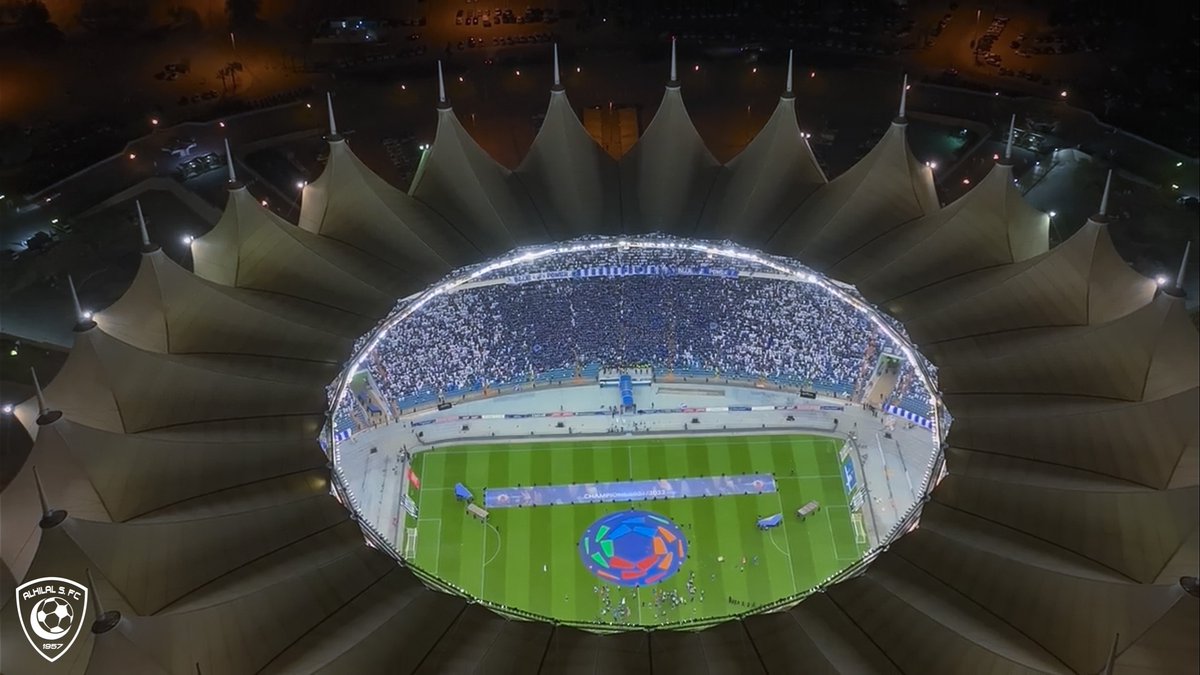 🏆 27 بطولة احتفلنا بها في الدرّة.. وللذهـب بقية 😍💙

#الهلال_٦٥بطولة