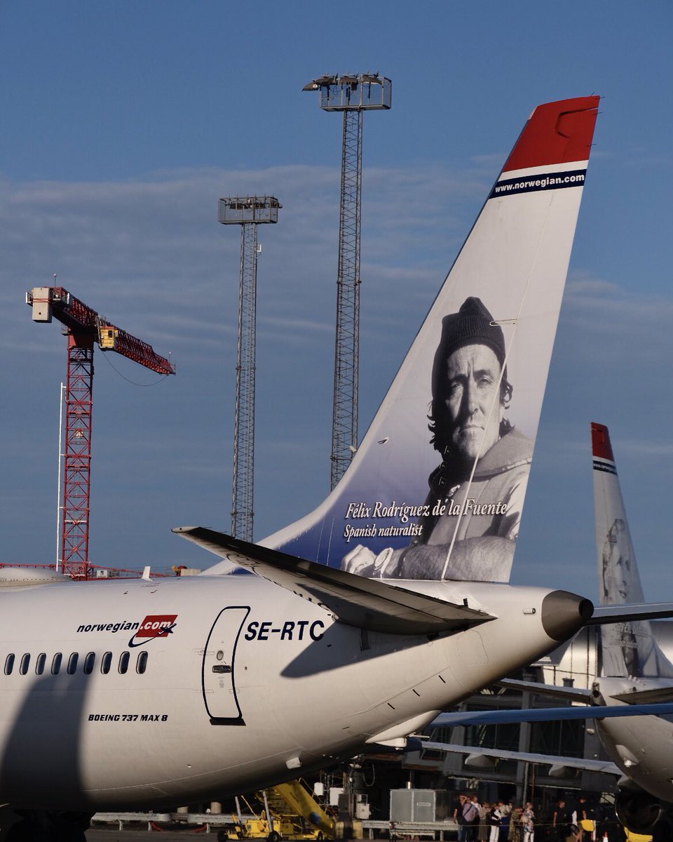 No os podéis imaginar el orgullo que uno puede sentir al aterrizar en Copenhague y ver en la cola de un avión extranjero la cara de un ilustre paisano burgalés como fue Félix Rodríguez De la Fuente . 😍😍😍
