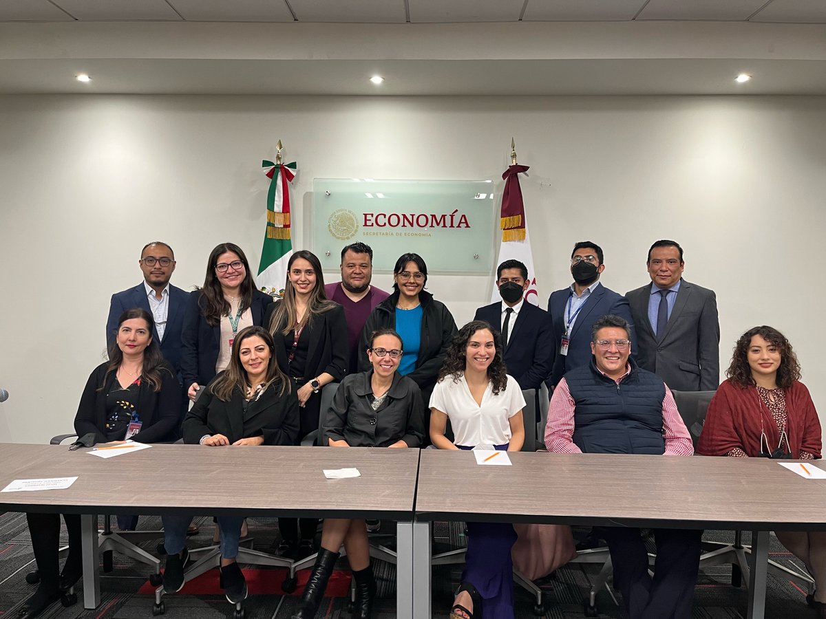 LegaltecLab's tweet photo. Felices de terminar el taller "Funcionamiento y dinámica de la economía digital" impartido a funcionarios @SE_mx  por el Programa Regulación y Competencia: Mercados Digitales @LegaltecLab @EGobiernoyTP @TecdeMonterrey https://t.co/bsePFtj8FJ