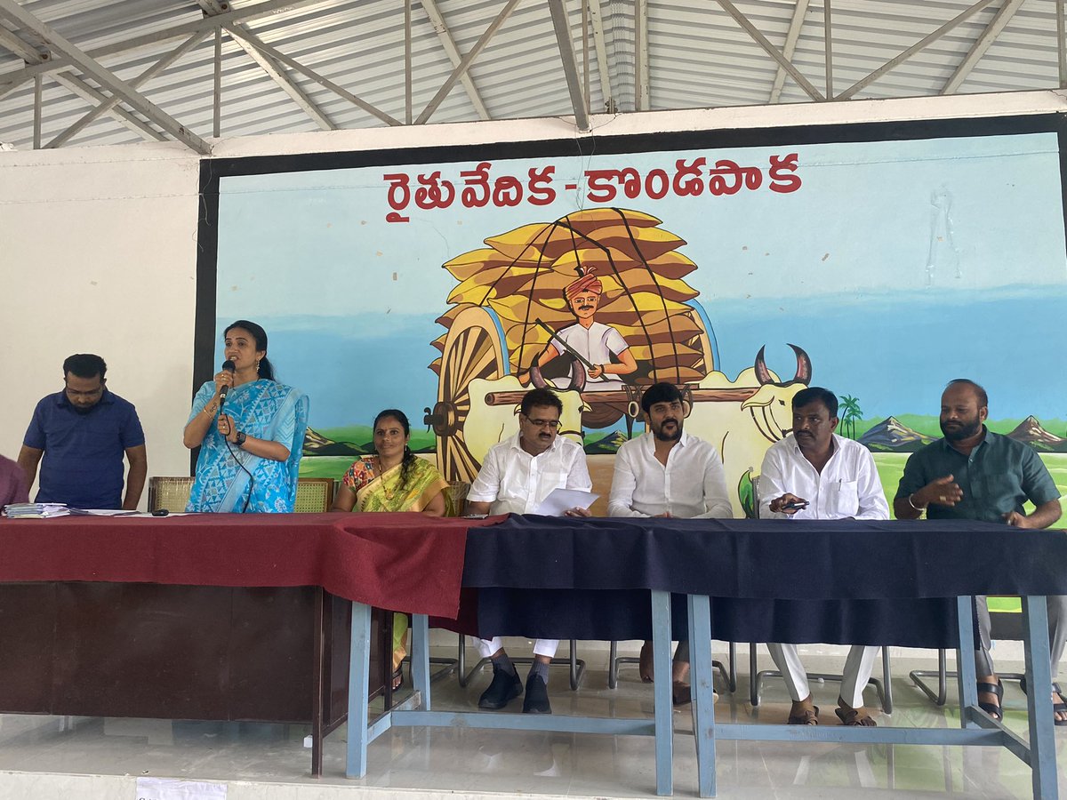 CMR_INC's tweet photo. Distributed #KalyanaLakshmi and #ShadiMubarak cheques in our mandal to 164 beneficiaries at #RythuVedika kondapak,Along with chief guest #DCCBChairnan Devender Reddy garu #MRO #MPP Suguna Durgaiah,#ZPTCAshwini Prashant #MPTCs #Sarpanchs #TSEG member sadguna & leader participated. https://t.co/fum24xEP1t