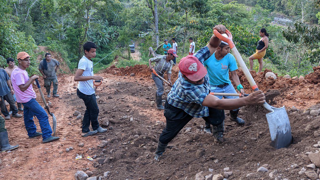 Kindergarten BabyApes (@kbabyapes) on Twitter photo STEP BY STEP ❤️ @buildOn will be explaining this entire process in the space. 
Feel free to come hangout ❤️ STEP BY STEP ❤️ @buildOn will be explaining this entire process in the space. 
Feel free to come hangout ❤️
