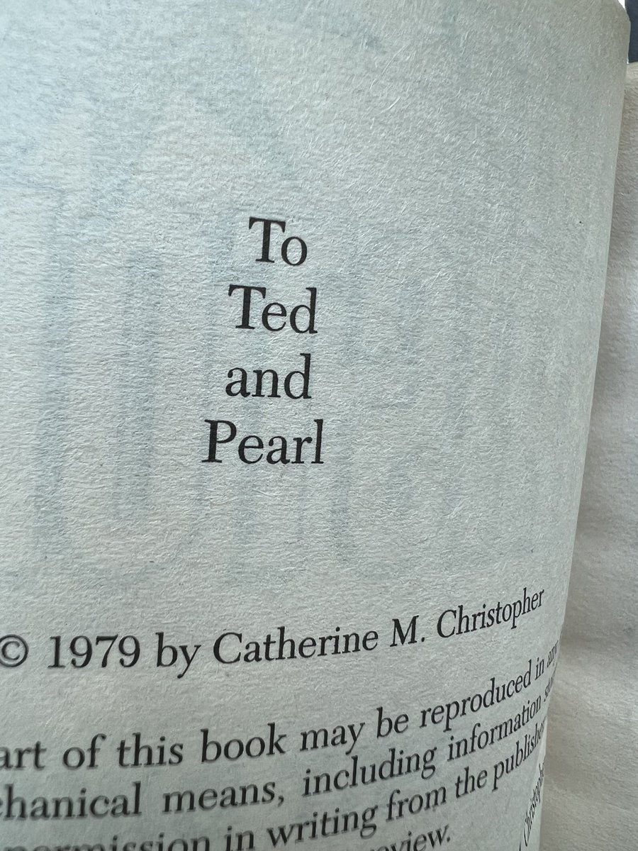 MMeiczinger's tweet photo. When you stop in for free books and get a lucky find! This one is dedicated to my great aunt and uncle. #MattChristopher #sportsbooks https://t.co/jACJwIjHOu