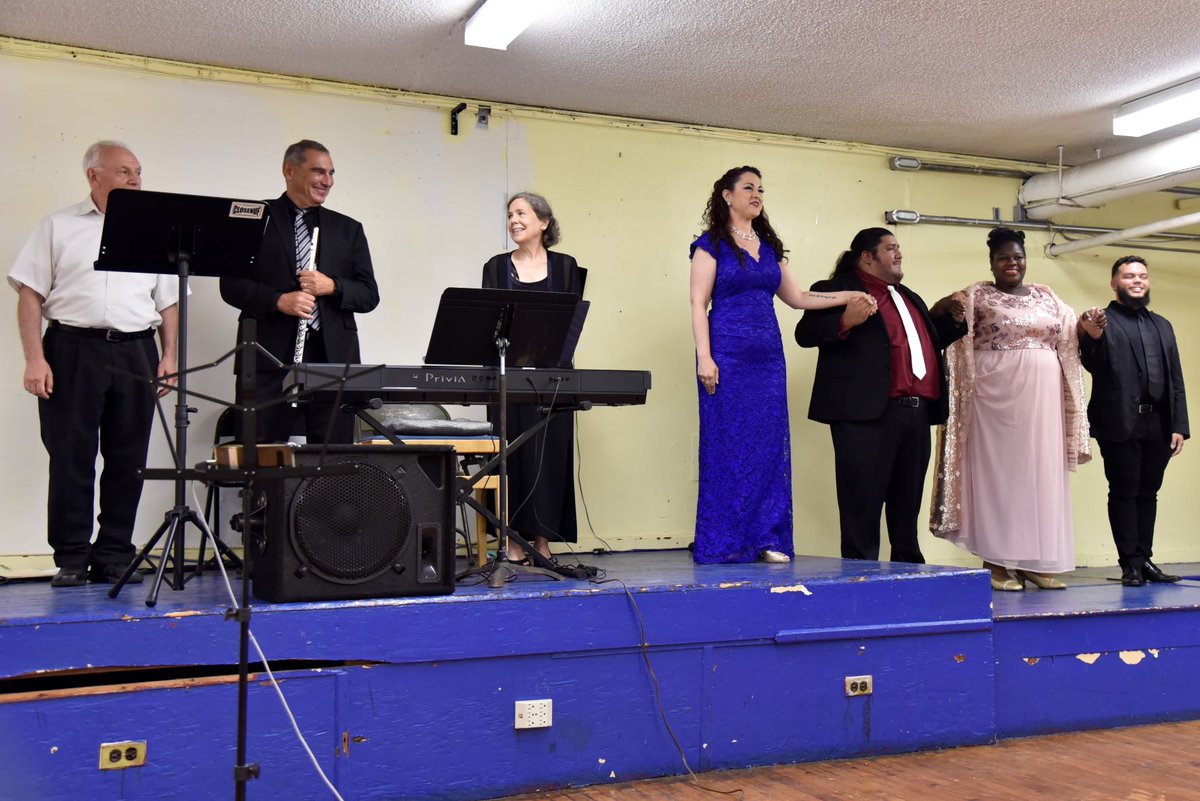 Bravo! to Regina Opera's Musical Artists (below) who presented a FREE Concert on June 21st as part of 'Make Music NY'. Special thanks to our volunteers who helped make the performance run smoothly. Photo by DayeDeura #ArtsAlFrescoNY, #PowerToTheArtsNY, @conedison, @makemusicday