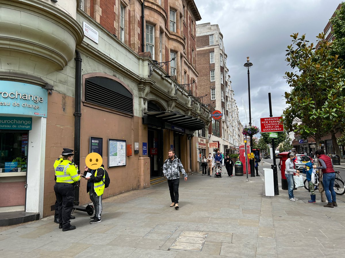 MPSLancasterGte's tweet image. 👮‍♀️#Operation | The #LancasterGate team were joined by colleagues who were on their 2nd day of Uniformed Policing ‘Street Duties’

- Carrying out static reassurance patrols along #Queensway
- Handing out Crime Prevention Leaflets

The team also seized 5x E/Scooter’s 🛴