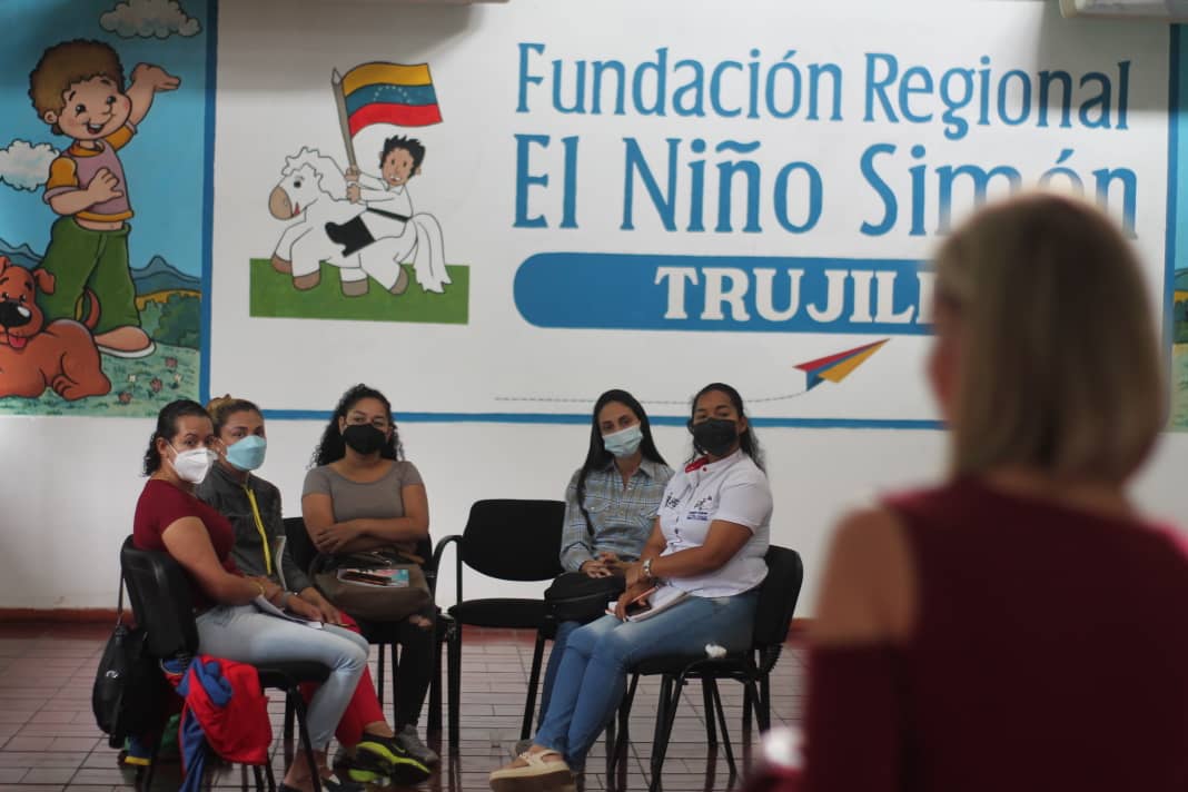 Reyna Pérez de Márquez tweet media