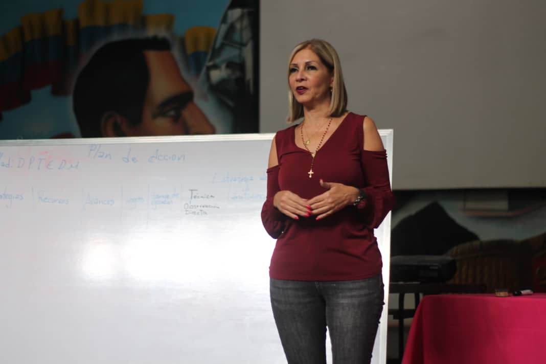 Reyna Pérez de Márquez tweet media