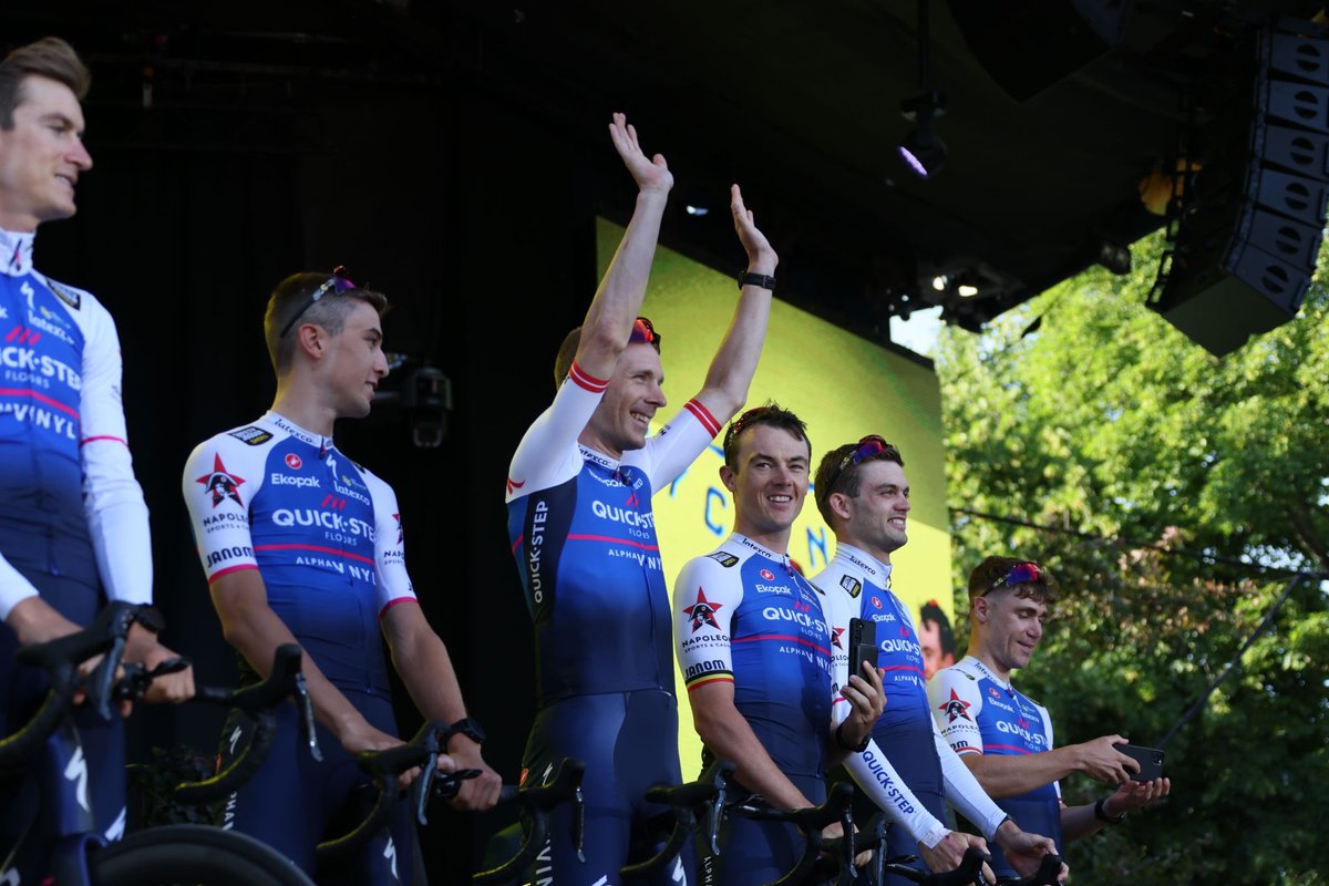 soudalquickstep's tweet photo. All smiles at the #TDF2022 team presentation 😁

Photo: @BeelWout https://t.co/1LDHgkOirj