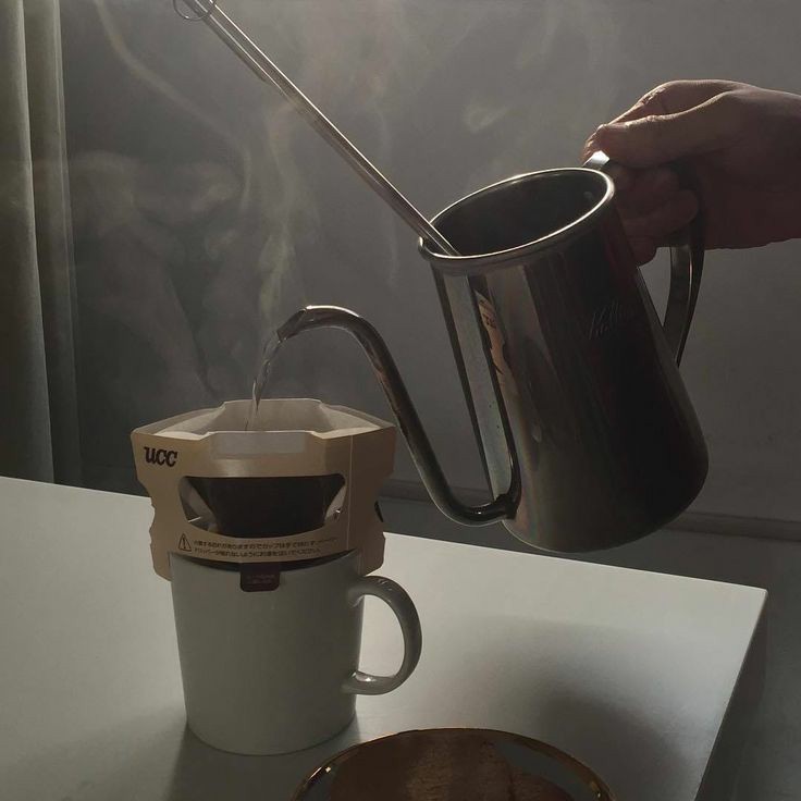 ‘” ой, уже та-а-ак поздно ! если честно, мне совсем не хочется спать, а вам, ваше высочество ?? если вы не против, мы можем попить чаю и включить какой-нибудь фильм (>ᴗ•)

а пока можете рассказать мне, как прошёл ваш день и каково ваше самочувствие ! доброй вам ночи ♡