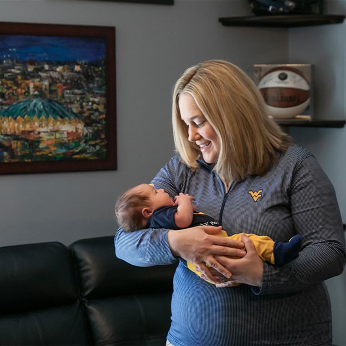 WVUhealth's tweet photo. "I am one of the hundreds of thousands of pregnant Americans who have been vaccinated with no safety problems, and I had a beautiful baby girl in February." @LisaCostelloWV answers COVID-19 vaccine questions regarding pregnancy and breastfeeding. https://t.co/ssoJEG10fK https://t.co/NgBj9E07Zw