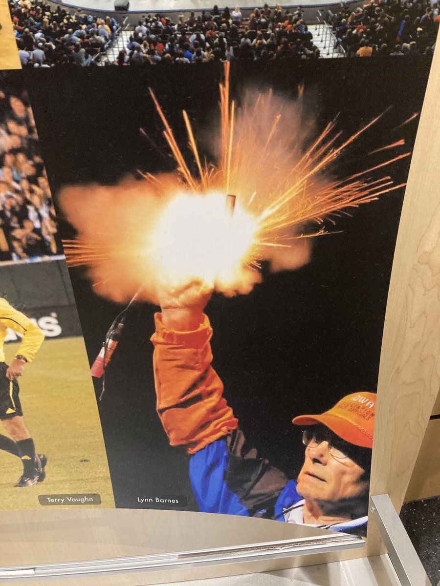 Larry Peterson tweet media