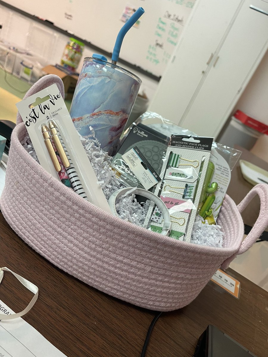 Ms. Jurado tweet media