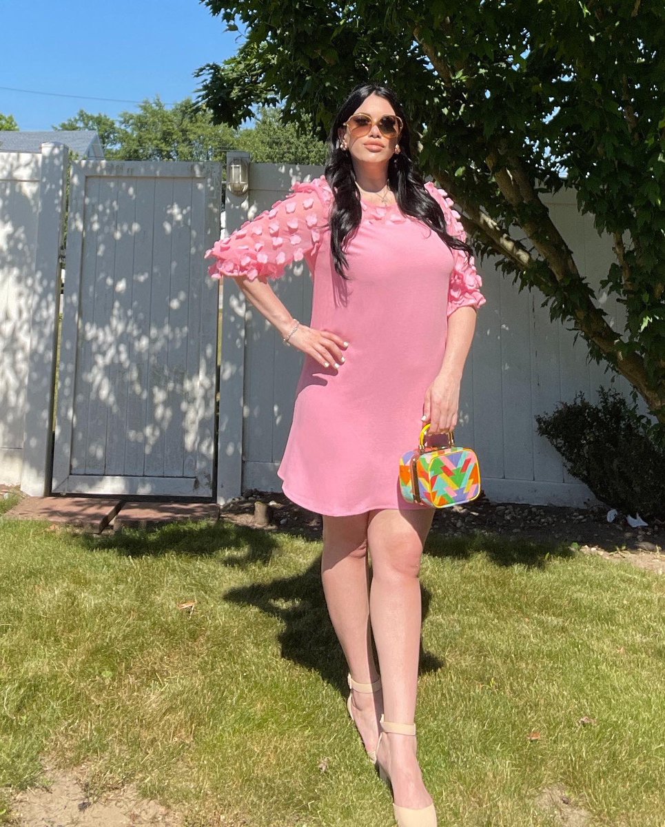 tucci___mane's tweet photo. 1960’s look &amp; authentic 60’s accessories💓 https://t.co/egaFJxRvh4