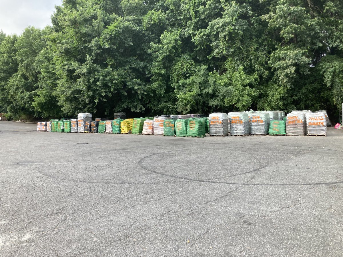 Exterior Standards Challenge Accepted! D28 side on point.  ⁦<a href="/KMTovey/">Keith Tovey</a>⁩ ⁦<a href="/RussellKMann/">Russell Mann</a>⁩ ⁦<a href="/jhiltonthd/">Janet Hilton</a>⁩ ⁦<a href="/kelly_mayhall/">Kelly Mayhall</a>⁩