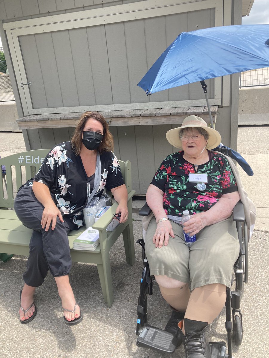 mjamessv's tweet photo. Had a nice chat with Evelyn on the #Elderwisdom green bench today- she wanted me to share with you that just because she lives in Long Term Care doesn’t mean she has dementia! Thanks Evelyn💚 https://t.co/4lfYiIPnC7