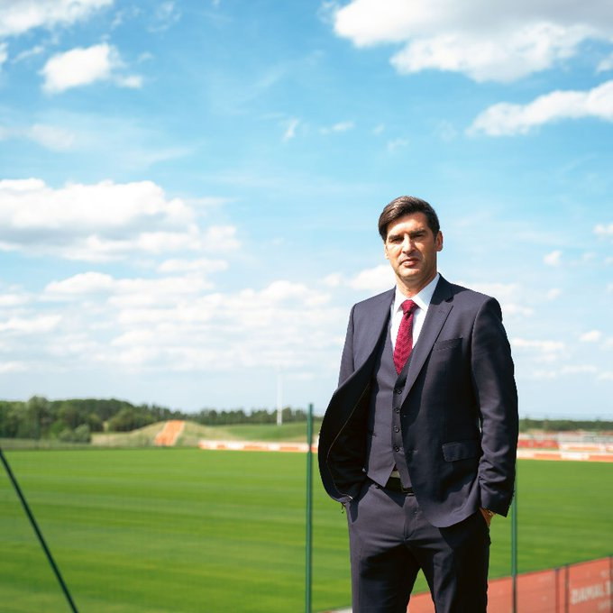 FWcTz0KX0AAcSgB?format=png&name=small