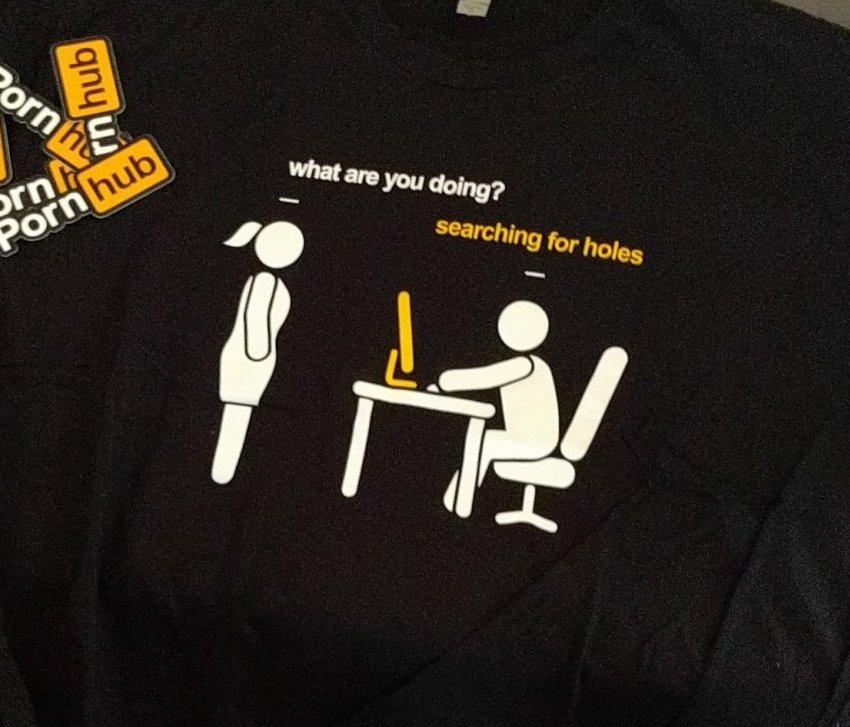 c0dejump's tweet photo. How much are you ready to pay for a bug bounty Pornhub tee shirt ? 🤔
#BugBounty #pornhub #fashion #Security #bugbountytips #CyberSecurity https://t.co/7t3EkJLPn1
