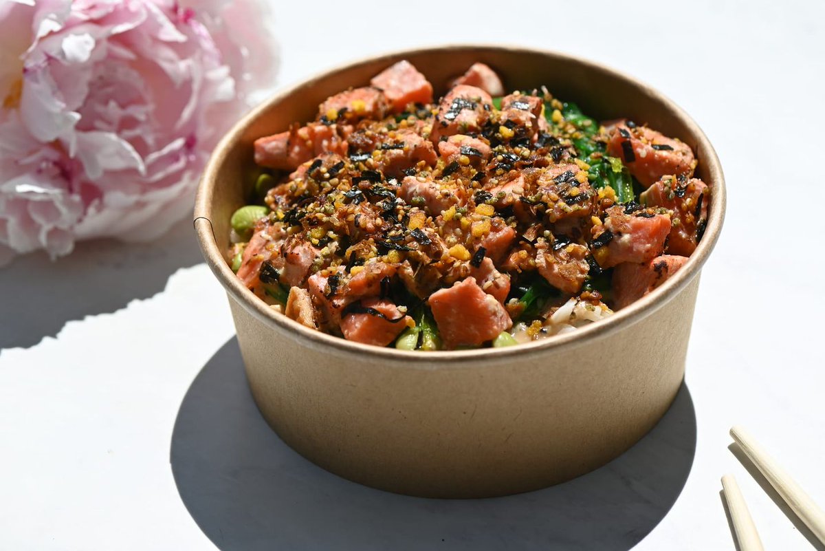 Our Aburi Don captures the essence of summer into a delicious Poké bowl, filled with bites of miso marinated wild Pacific Sockeye perfectly torched, paired with refreshing seafood salad, edamame, Inari and pickled daikon.
Only available at the FISHbar till June 30! #eatmorefish