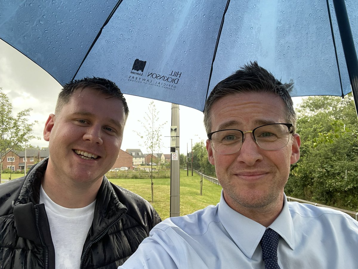 Leafleting in the rain after school <a href="/CandWTories/">Cheshire & Wirral Conservatives</a> <a href="/Office_ECA/">Eddisbury Conservatives</a> #Kelsall