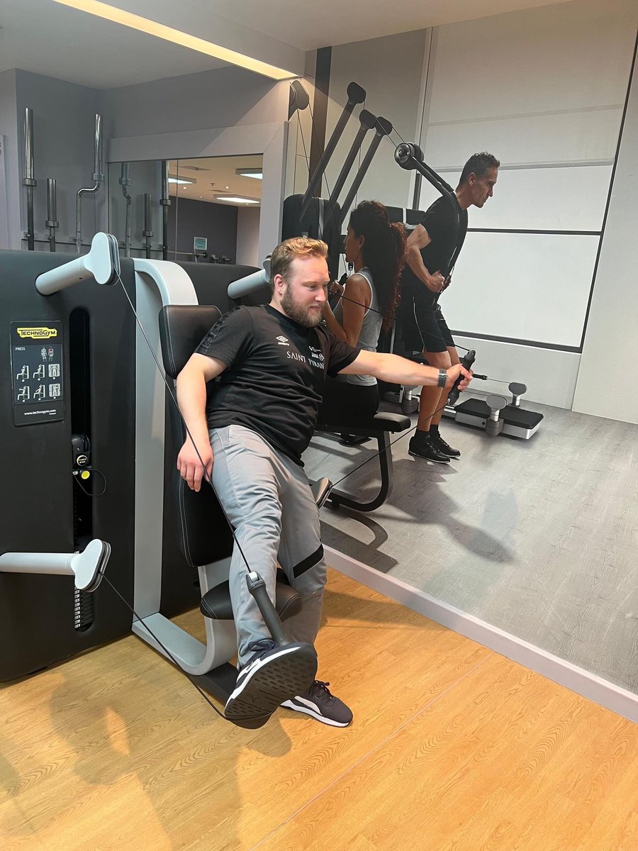 healthhaus's tweet photo. Paul's PT client Monique had some amazing things to say about #Healthhaus
See our @Facebook post for the full review.
https://t.co/Im7KDXxFHp
#HumpDay | #healthhaus | #TakingFitnessPersonally | #CreatingHappyBodies | #milon | #TakingTheGymOutOfGym | #JerseyCI https://t.co/DKgPItUEWD
