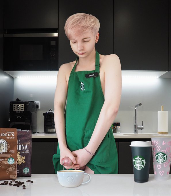 A boy milk latte? That's an odd request sir, but I'll see what I can do... ☕️ https://t.co/y9jlPaOIl