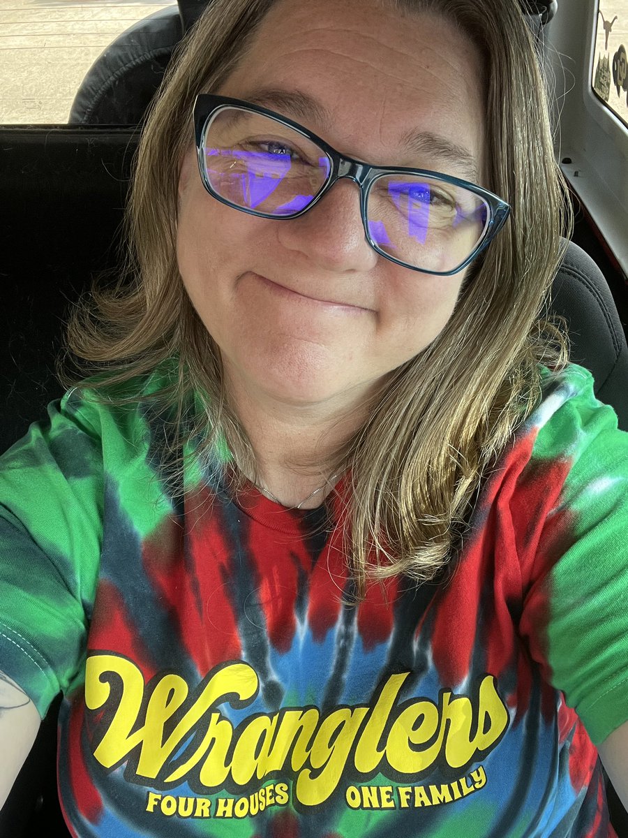 Angie Schauer tweet media