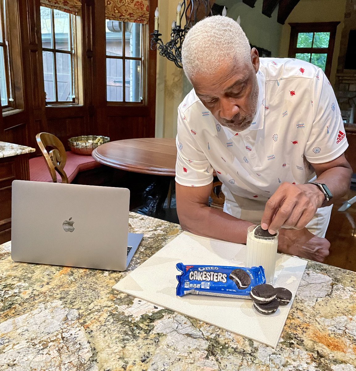 @therea1djones Reading up on the draft picks and looking forward to seeing who is joining the brotherhood. As I'm dunking my @OREO, I can't help but wonder who will become the next great dunker. Make sure to pick up your #snackingMVPs from your local convenience store today! #ad