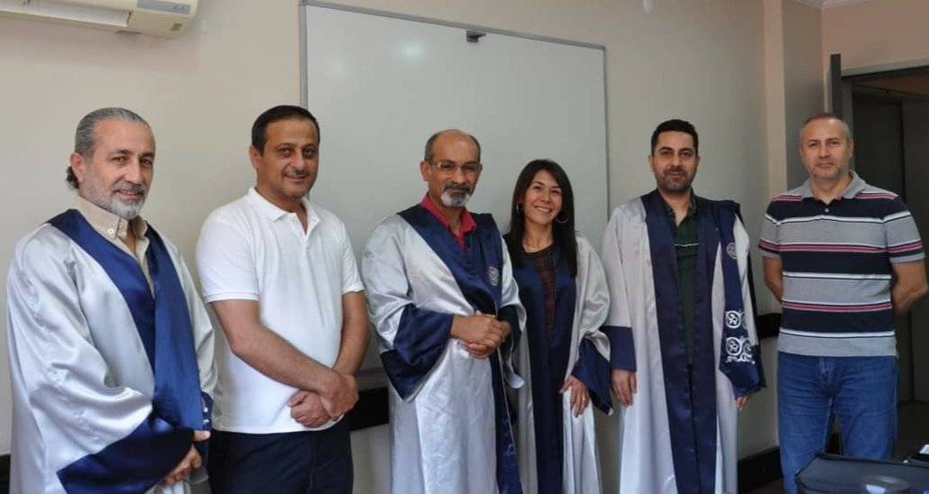 Bölümümüz Kafkasya araştırmalarının da önemli bir merkezine döndü. Arkadaşımız Tuğba Erdem Kafkasya kökenlilerin hafıza mekanları konulu doktora çalışmasını başarıyla savundu. Kendisini ve danışmanı Abdullah Temizkan Hocamızı kutluyorum.