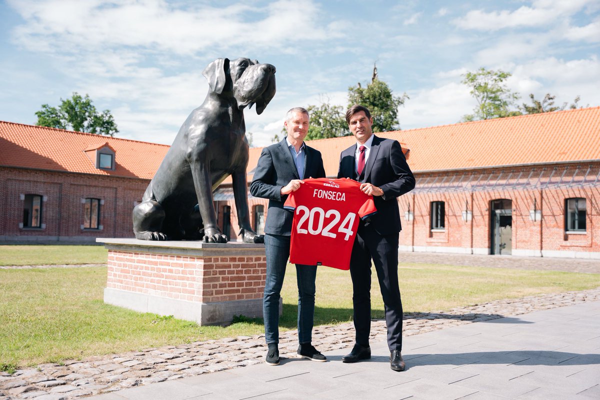 FabrizioRomano's tweet photo. Official, confirmed.Paulo Fonseca appointed as new Lille manager with a contract until June 2024. Signed and approved, as expected. 🔴 #Lille https://t.co/BkbpDpOnJm