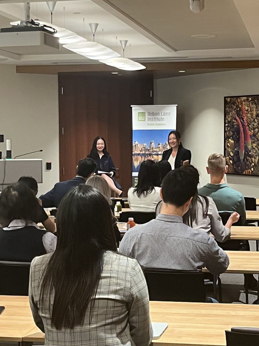ULIBC's tweet photo. We’re at @ClarkWilsonLLP chatting with @sherylsong of #ryna as part of #WLIBC’s Champions in the Spotlight. Winnie Ng with @ConcertProp is leading the moderating discussion with Sheryl. #ULIBC https://t.co/hwNzU1cLP7