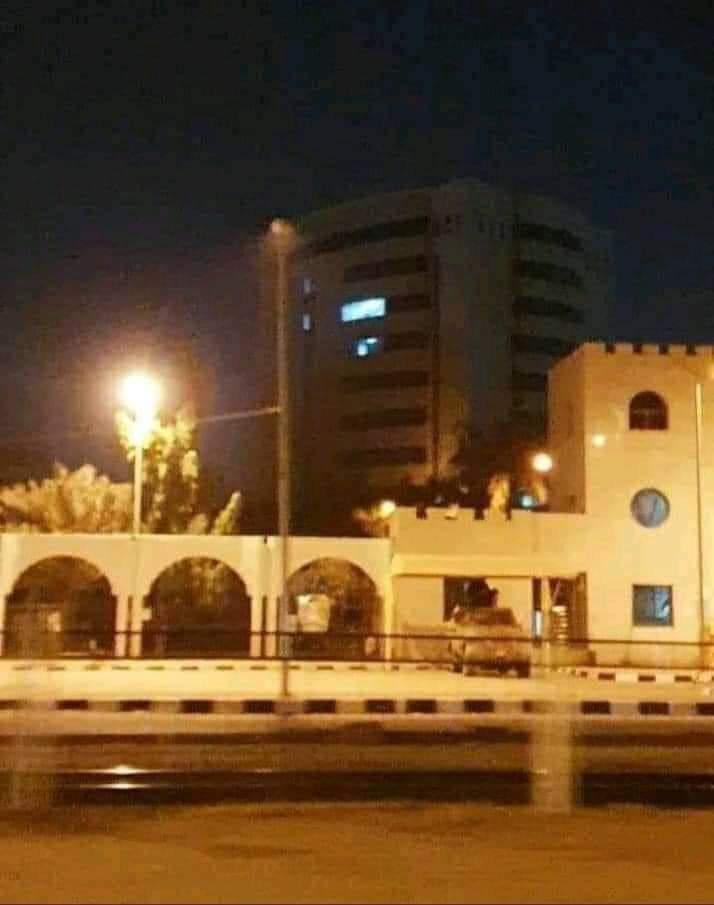 3moryco1's tweet photo. قد لا ينام احدهم الليلة بسبب إنقلاب م كان قدرو 😂

#مليونية30يونيو https://t.co/BdWWzjpVop